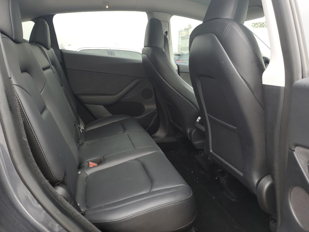 2023 Tesla Model Y VIN: 7SAYGDEEXPF747582 Lot: 93511625