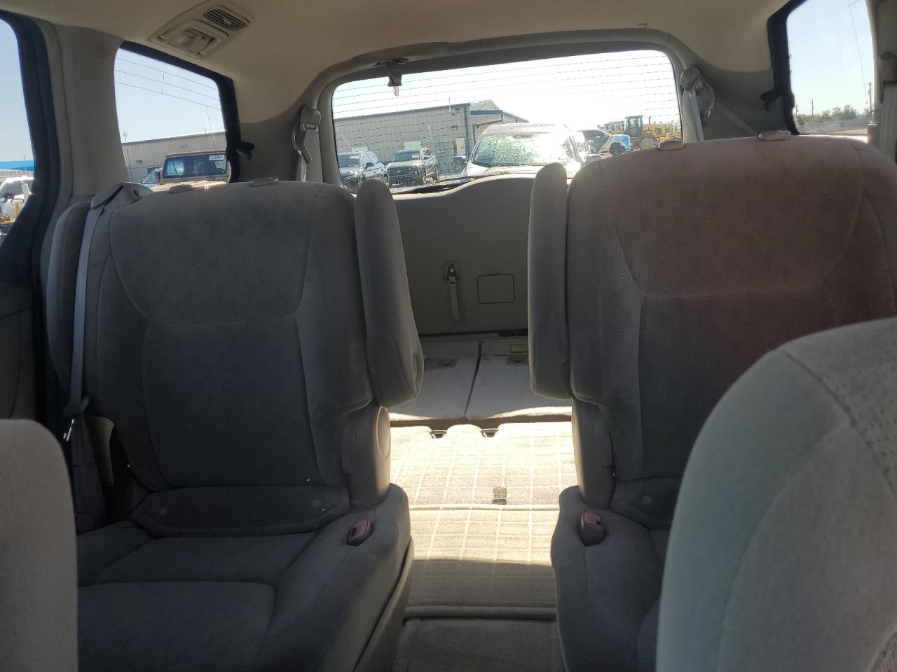 2005 Toyota Sienna Xle VIN: 5TDZA22C65S346890 Lot: 92927155