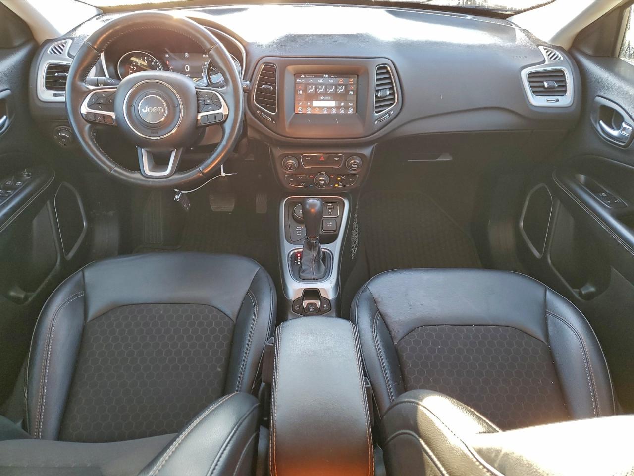 2021 Jeep Compass Latitude VIN: 3C4NJDBB5MT584123 Lot: 93605505