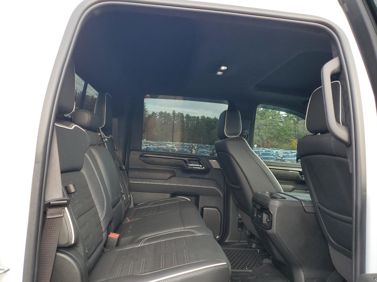 2024 GMC Sierra K2500 At4X VIN: 1GT49ZE78RF307203 Lot: 89933015