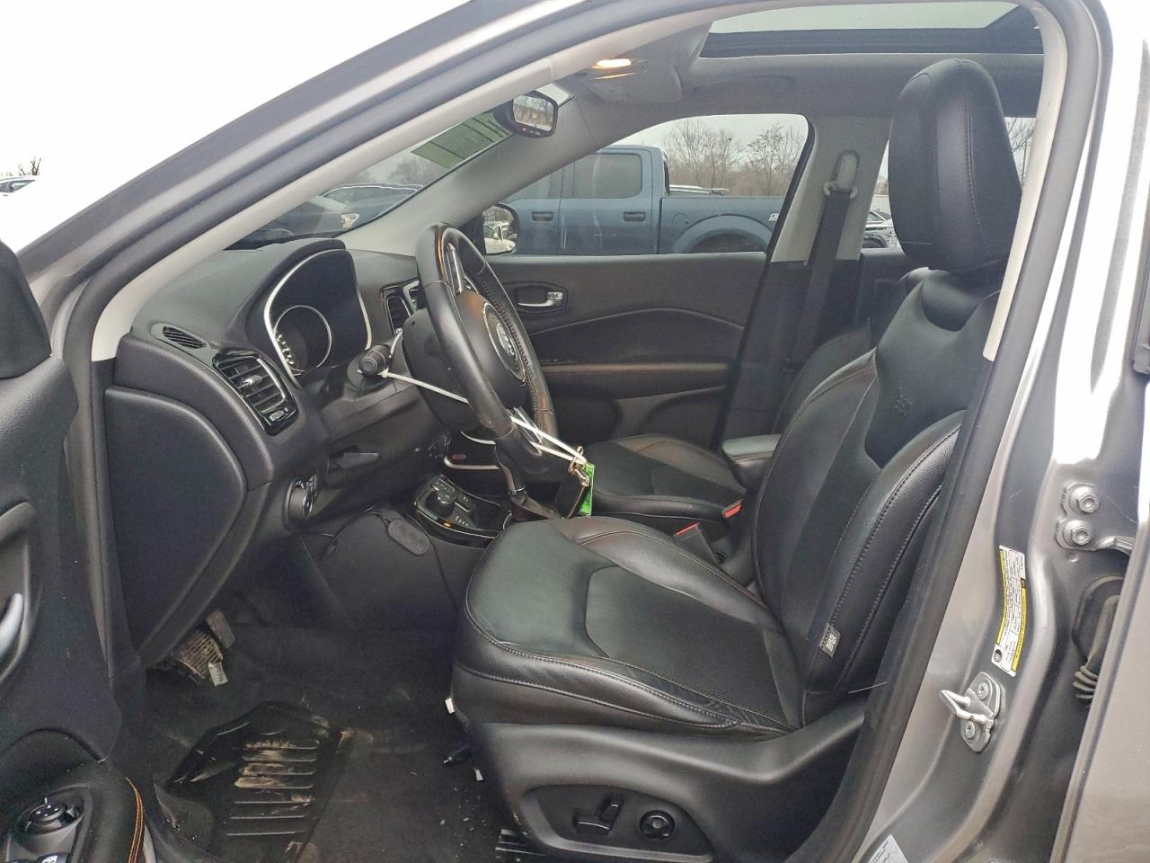 2017 Jeep Compass Limited VIN: 3C4NJDCB6HT627727 Lot: 94680055