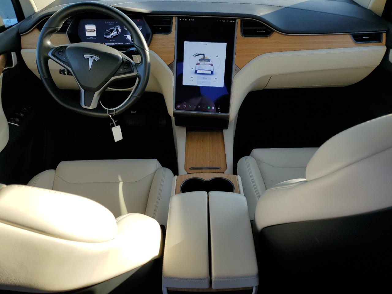 2018 Tesla Model X VIN: 5YJXCBE23JF123984 Lot: 91221045