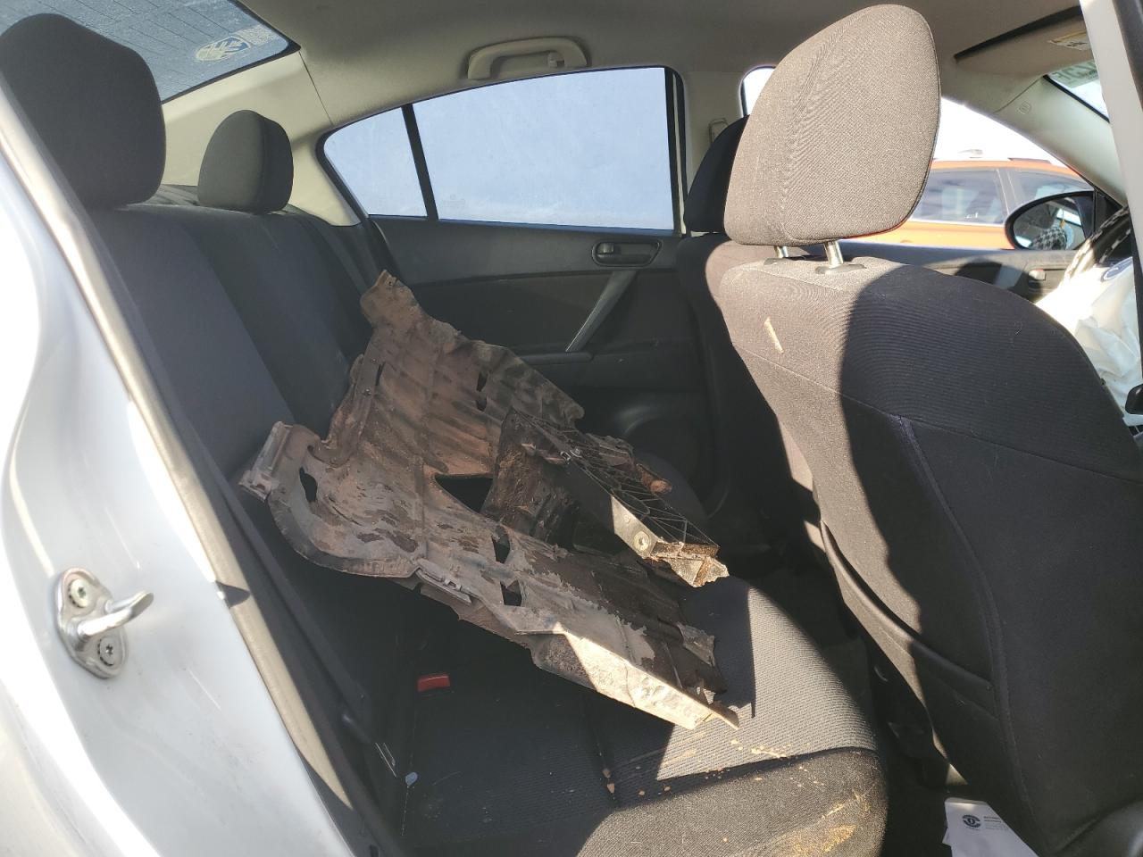 2011 Mazda 3 I VIN: JM1BL1UG4B1401528 Lot: 93346625