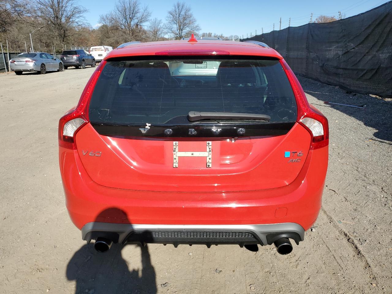 2015 Volvo V60 R Design VIN: YV1902SG1F1190613 Lot: 92545465