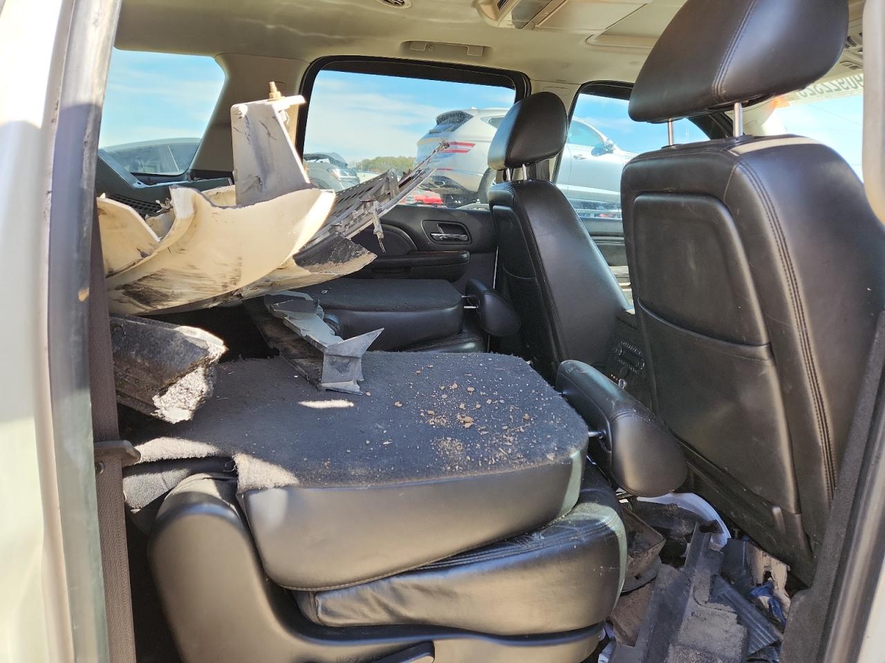 2010 Cadillac Escalade Esv Premium VIN: 1GYUKJEFXAR249962 Lot: 90922325