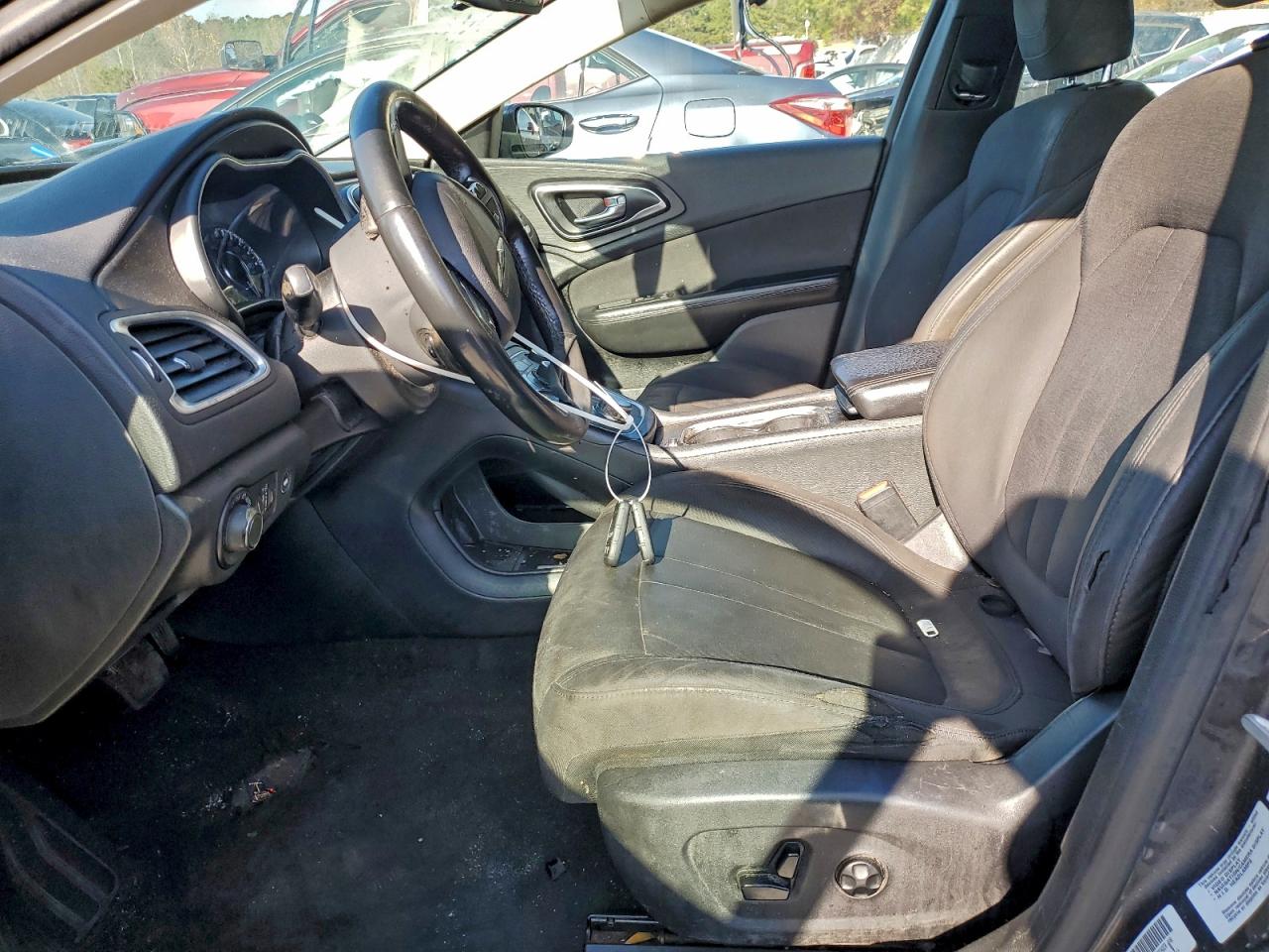 2015 Chrysler 200 Limited VIN: 1C3CCCAB7FN649994 Lot: 94180625