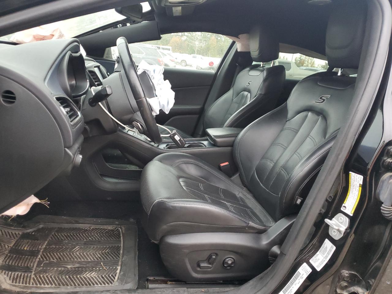 2015 Chrysler 200 S VIN: 1C3CCCBB3FN645651 Lot: 89812345