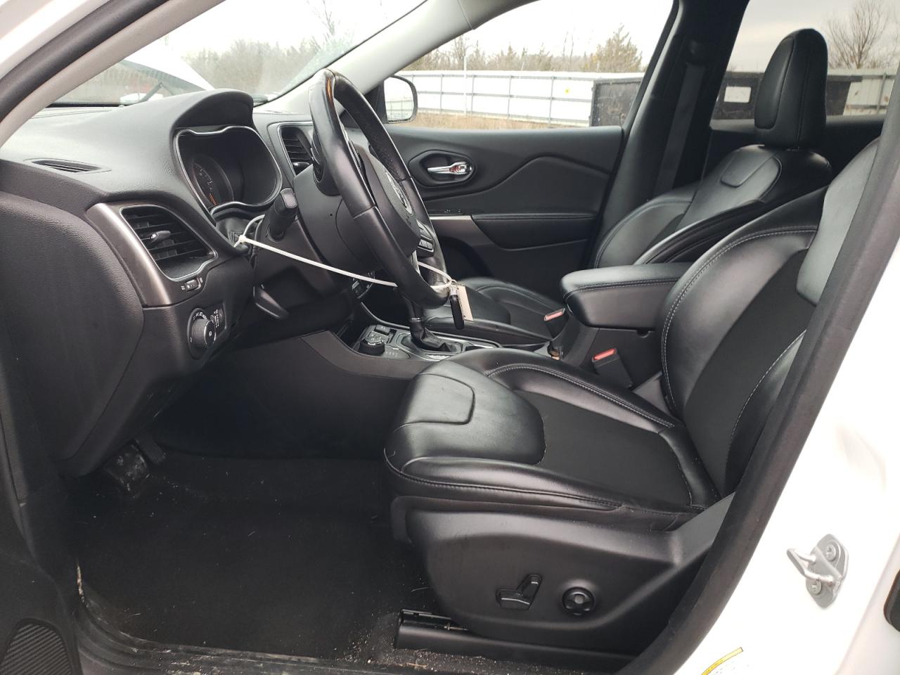 2020 Jeep Cherokee Latitude Plus VIN: 1C4PJMLB7LD504509 Lot: 92759825