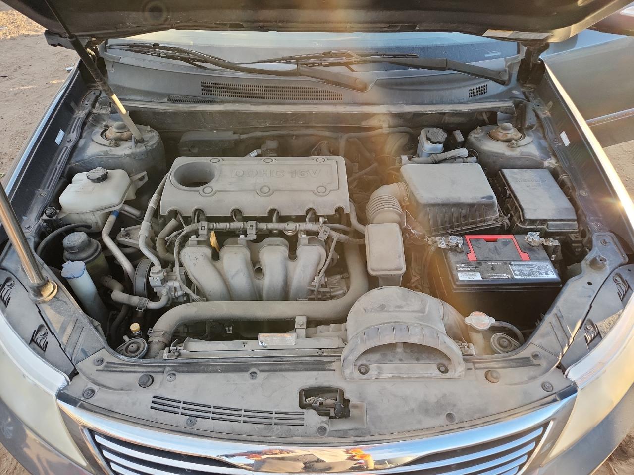 2009 Kia Optima Lx VIN: KNAGE228095345721 Lot: 92090725