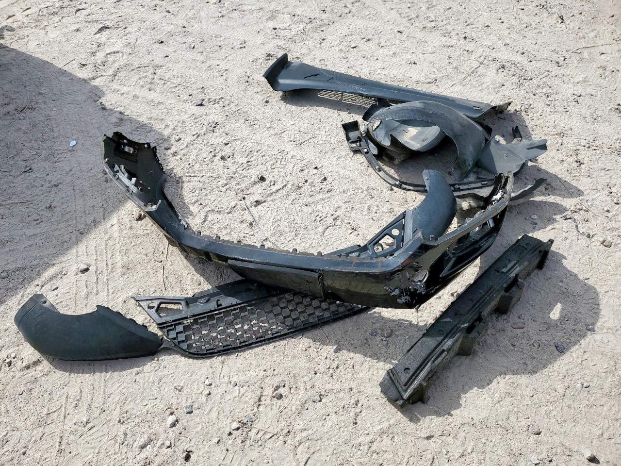 2015 Volkswagen Tiguan S VIN: WVGAV7AX2FW555902 Lot: 93837065