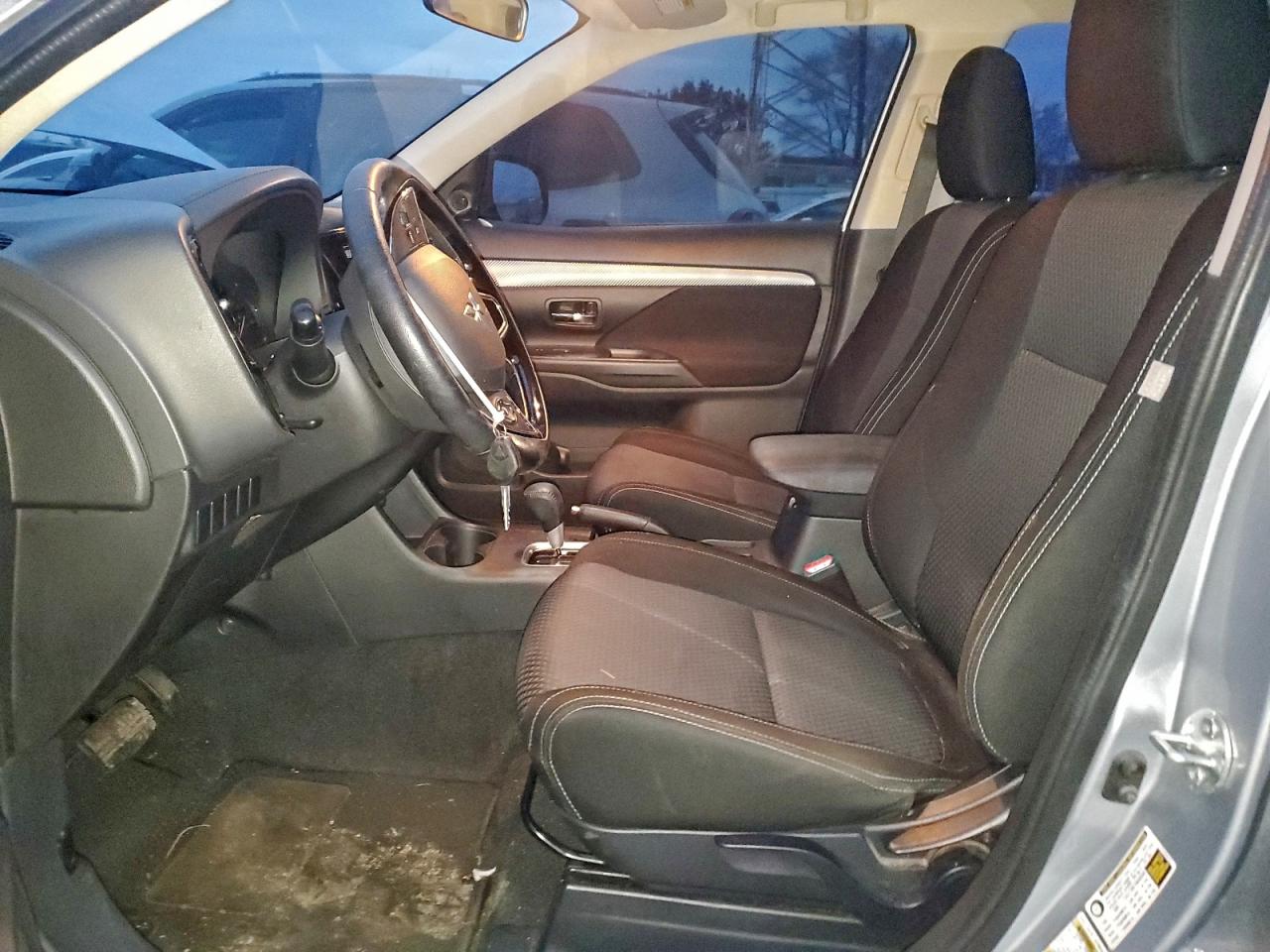 2016 Mitsubishi Outlander Se VIN: JA4AZ3A31GZ037689 Lot: 93187305