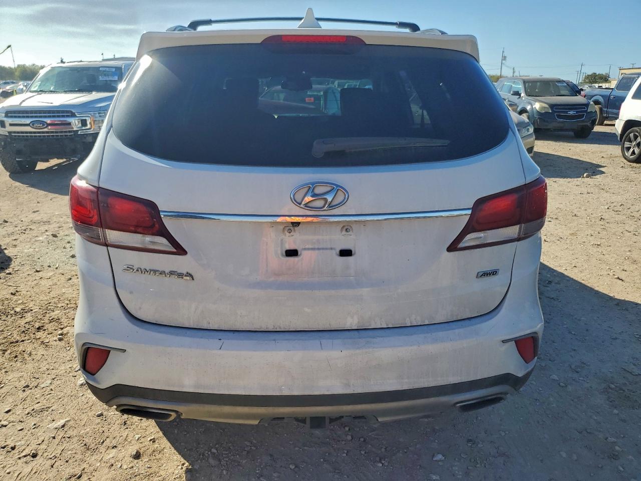 2017 Hyundai Santa Fe Se VIN: KM8SMDHF8HU227997 Lot: 94508375