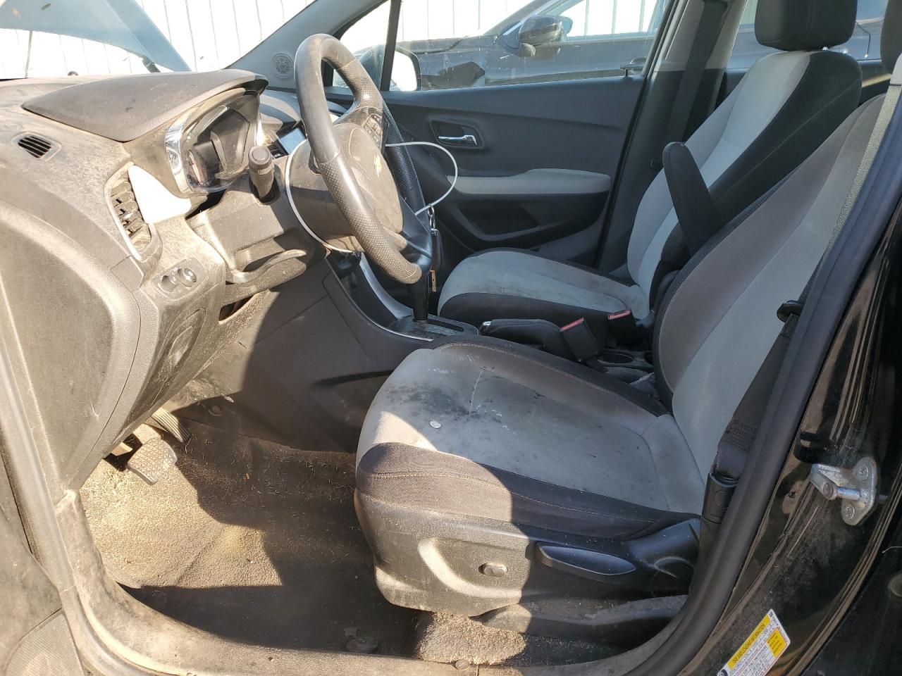 2020 Chevrolet Trax Ls VIN: 3GNCJKSB7LL171413 Lot: 82752475