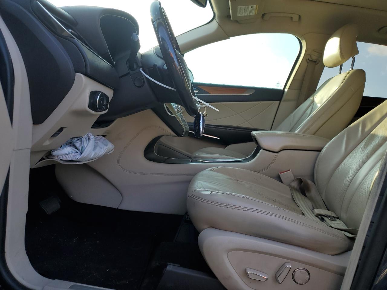 2019 Lincoln Mkc Select VIN: 5LMCJ2C98KUL21238 Lot: 92865255