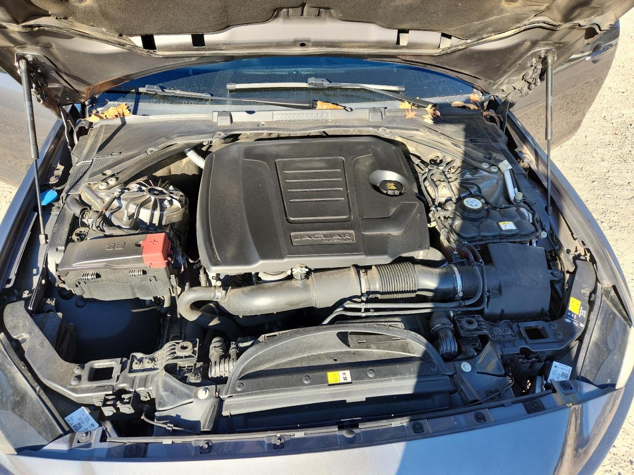 2019 Jaguar Xe Premium VIN: SAJAD4FX4KCP49424 Lot: 92873405