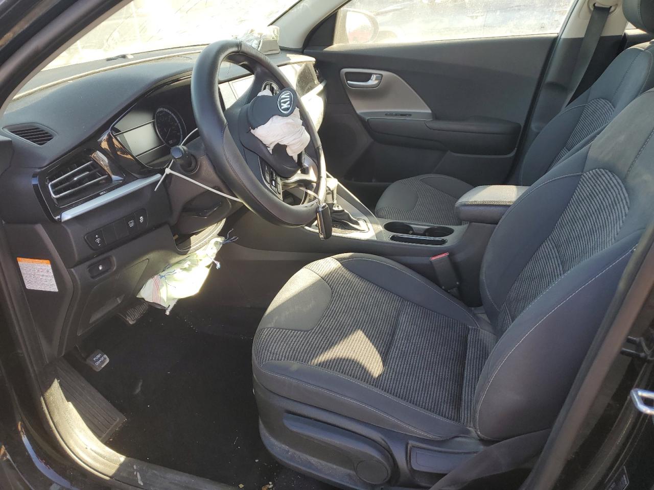 2021 Kia Niro Lx VIN: KNDCB3LC4M5467915 Lot: 92517025