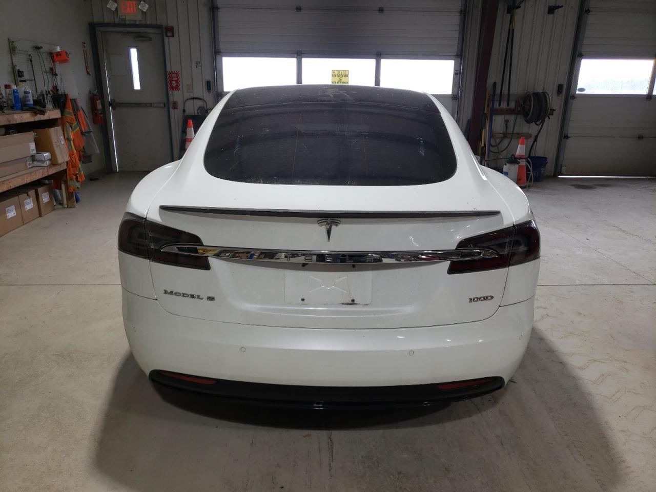 2017 Tesla Model S VIN: 5YJSA1E2XHF228770 Lot: 92863735