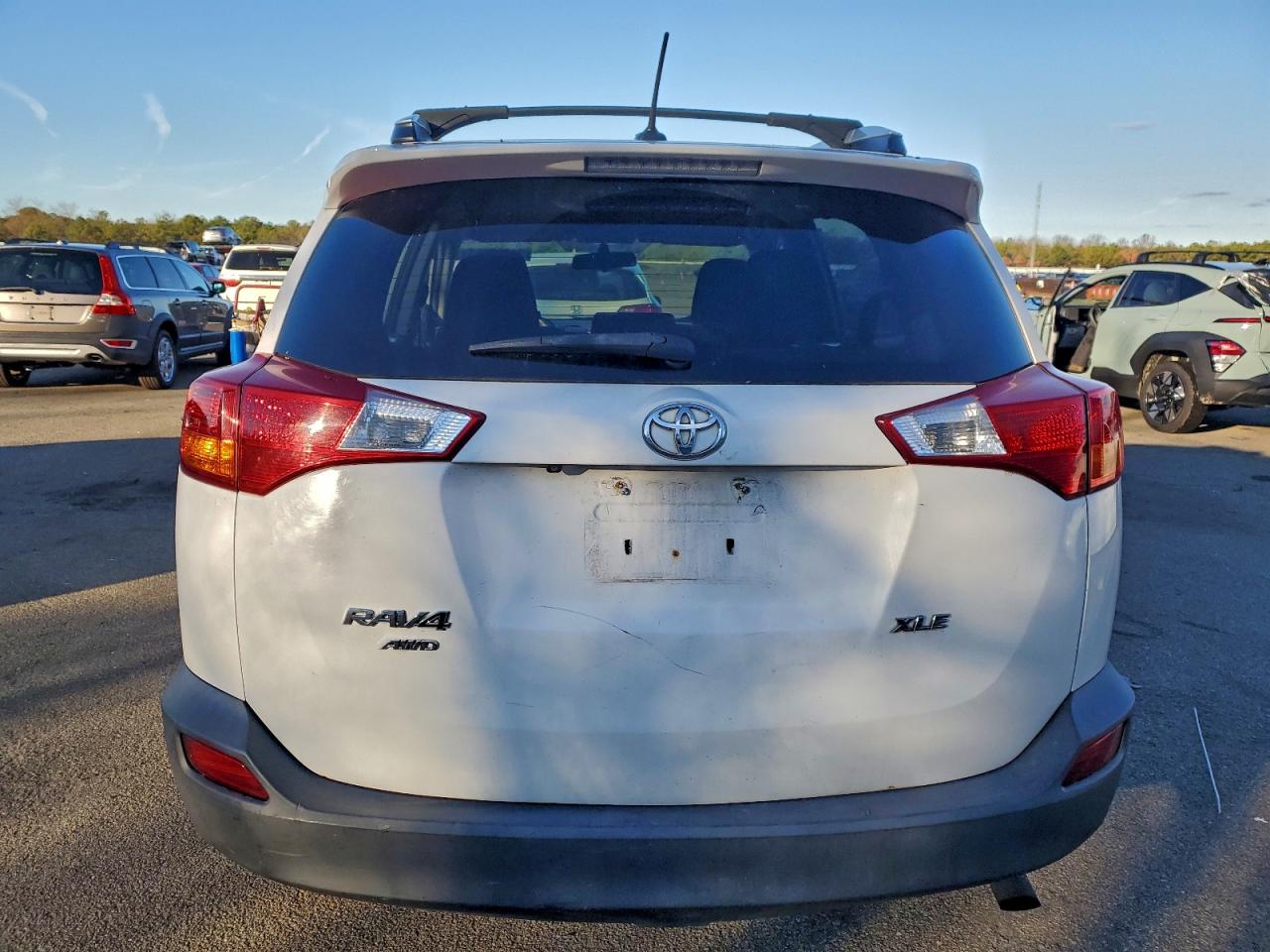 2015 Toyota Rav4 Xle VIN: 2T3RFREV0FW369668 Lot: 94586955