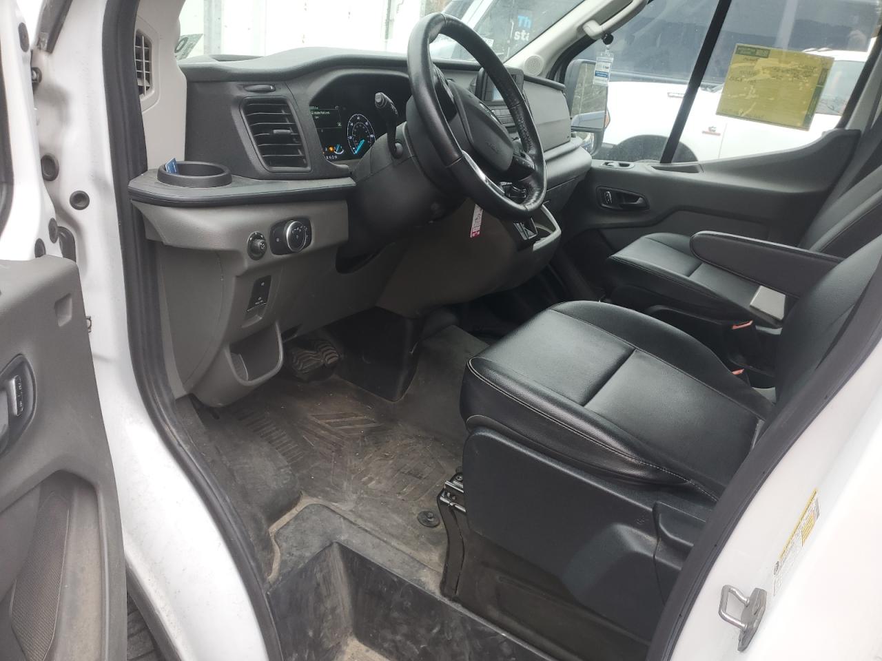 2023 Ford Transit Delivery Van VIN: 1FTBR2C84PKB54253 Lot: 92932655