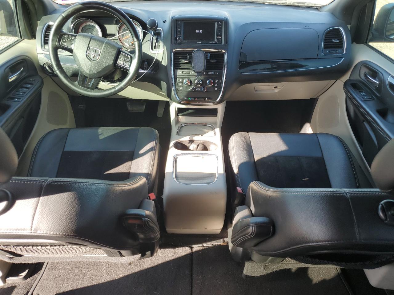 2018 Dodge Grand Caravan Sxt VIN: 2C4RDGCG4JR253567 Lot: 92036365