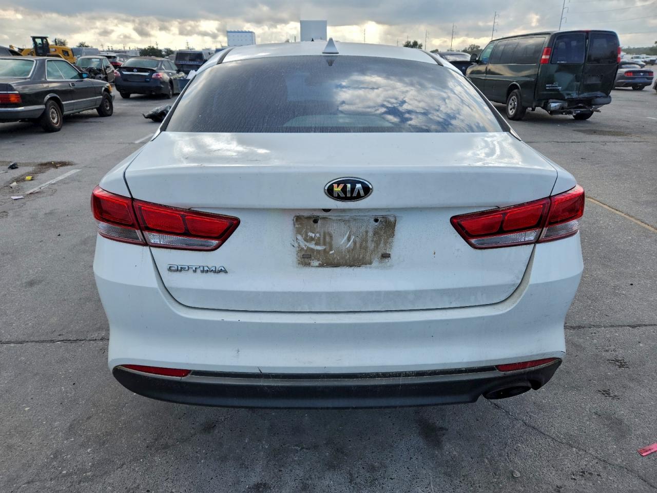 2017 Kia Optima Lx VIN: 5XXGT4L34HG154644 Lot: 93693255
