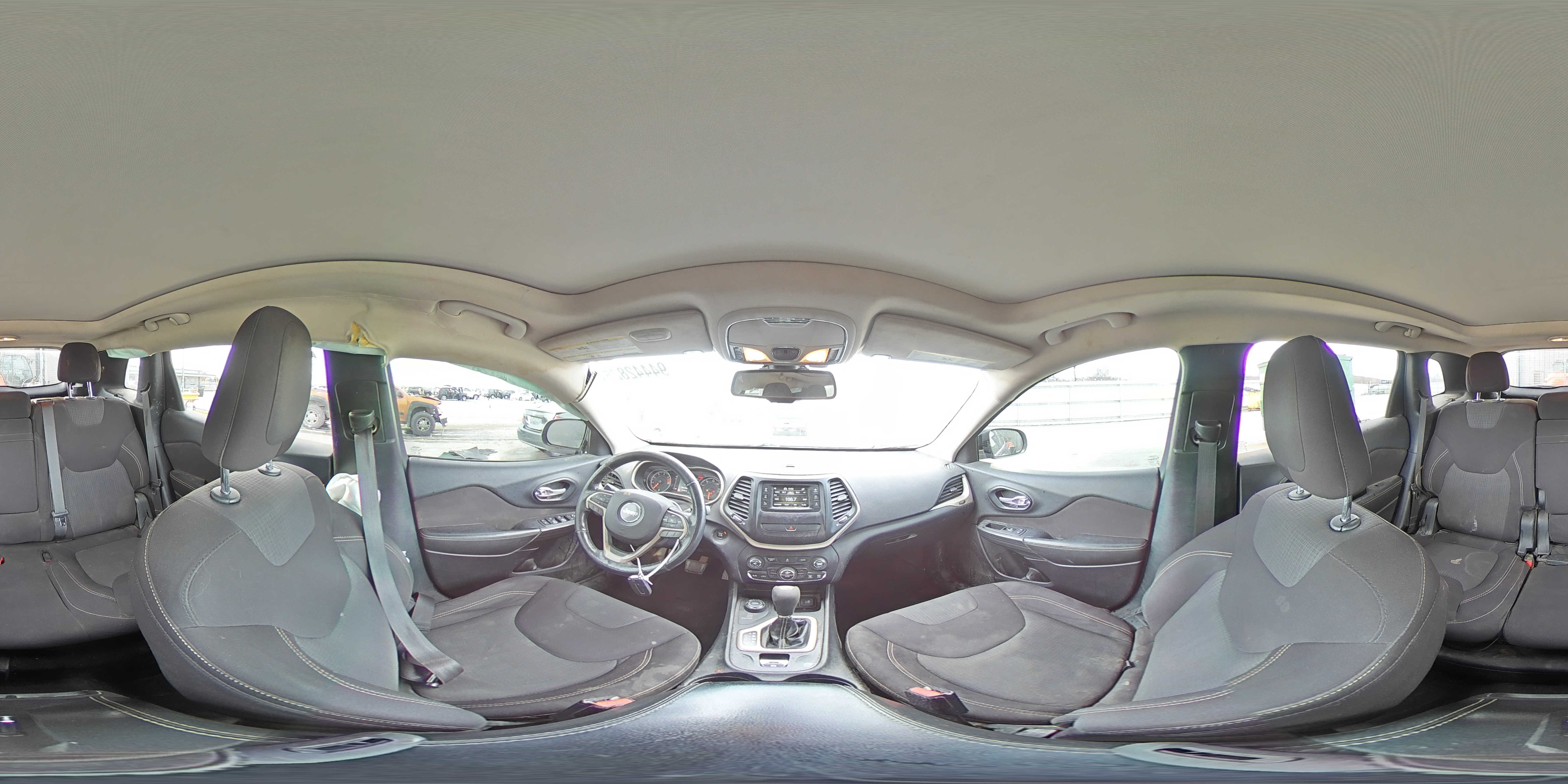 2016 Jeep Cherokee Latitude VIN: 1C4PJMCB8GW153846 Lot: 94442825