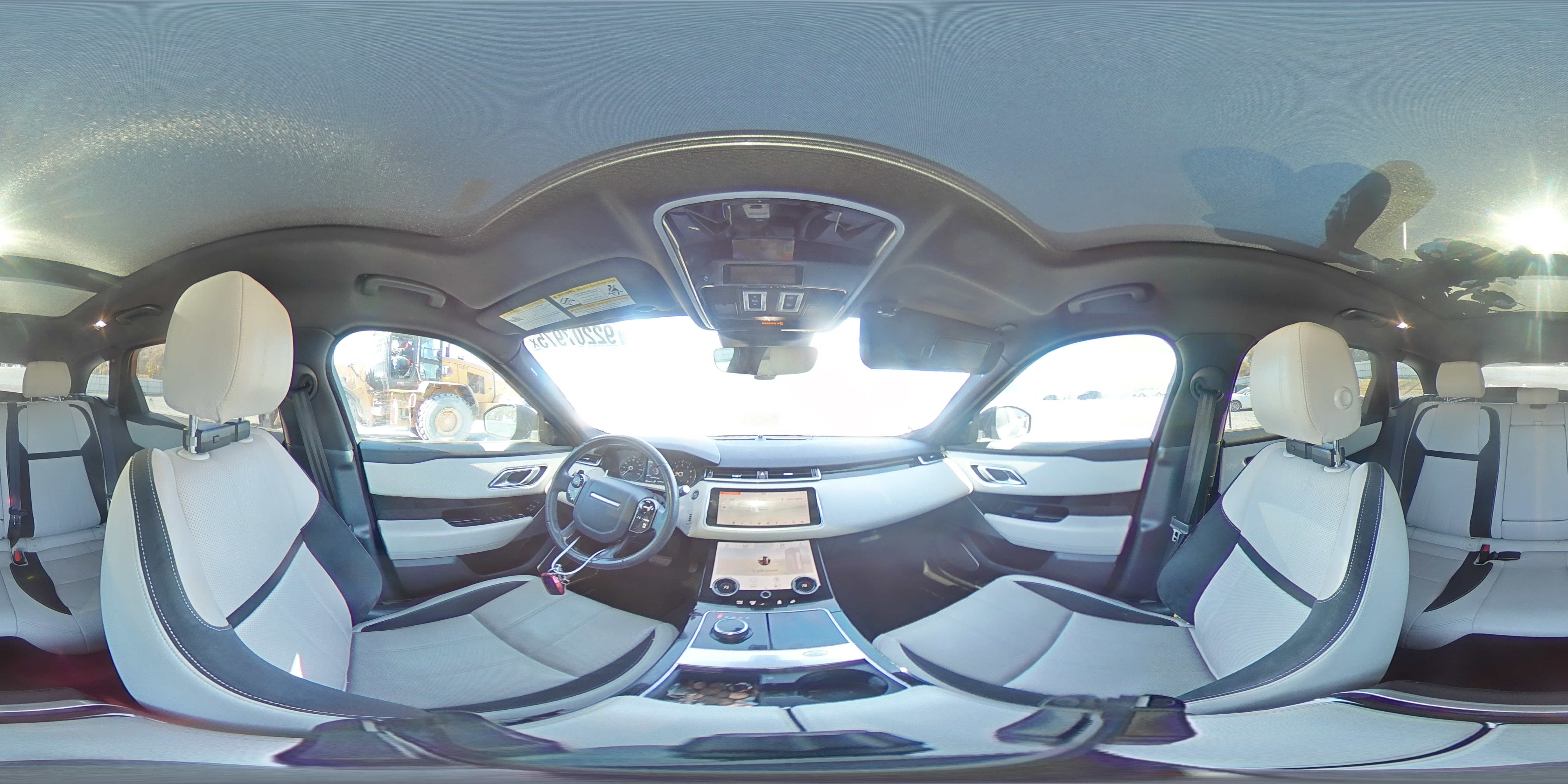 2019 Land Rover Range Rover Velar S VIN: SALYB2FV7KA233813 Lot: 92207975