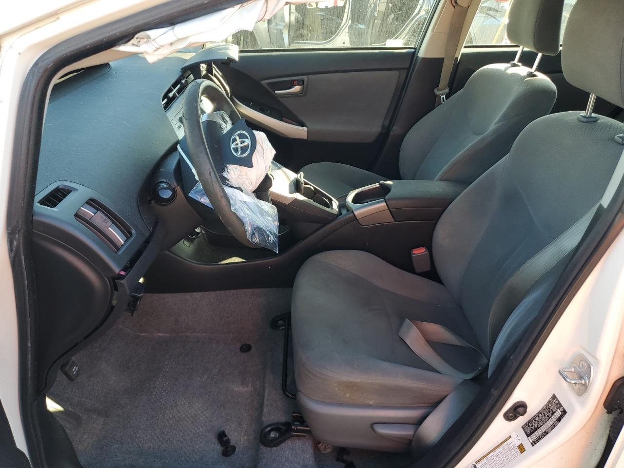 2015 Toyota Prius VIN: JTDKN3DU5F0401433 Lot: 93209045