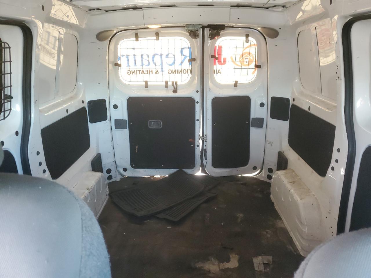 2017 Nissan Nv200 Delivery Van VIN: 3N6CM0KN8HK701414 Lot: 92191635