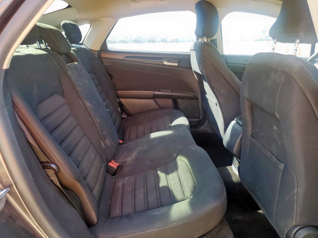 2018 Ford Fusion S VIN: 3FA6P0G76JR193531 Lot: 91615945