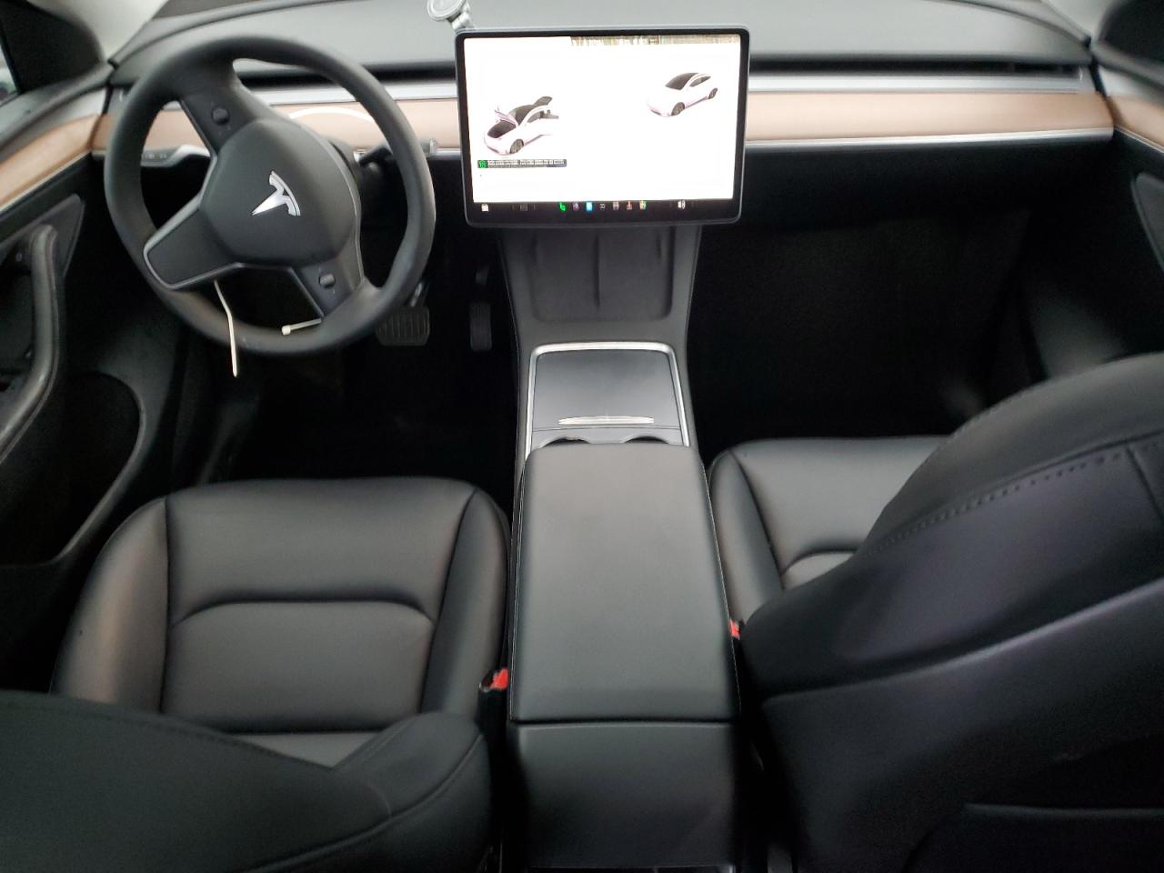 2025 Tesla Model Y VIN: 7SAYGDED5SF318706 Lot: 93354675