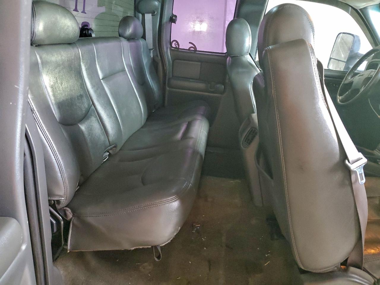 2005 GMC Sierra K2500 Heavy Duty VIN: 1GTHK29U45E176266 Lot: 93947045