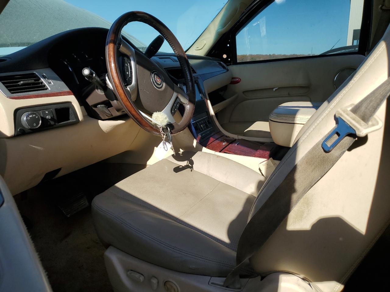 2008 Cadillac Escalade Esv VIN: 1GYFK66828R134773 Lot: 92074775