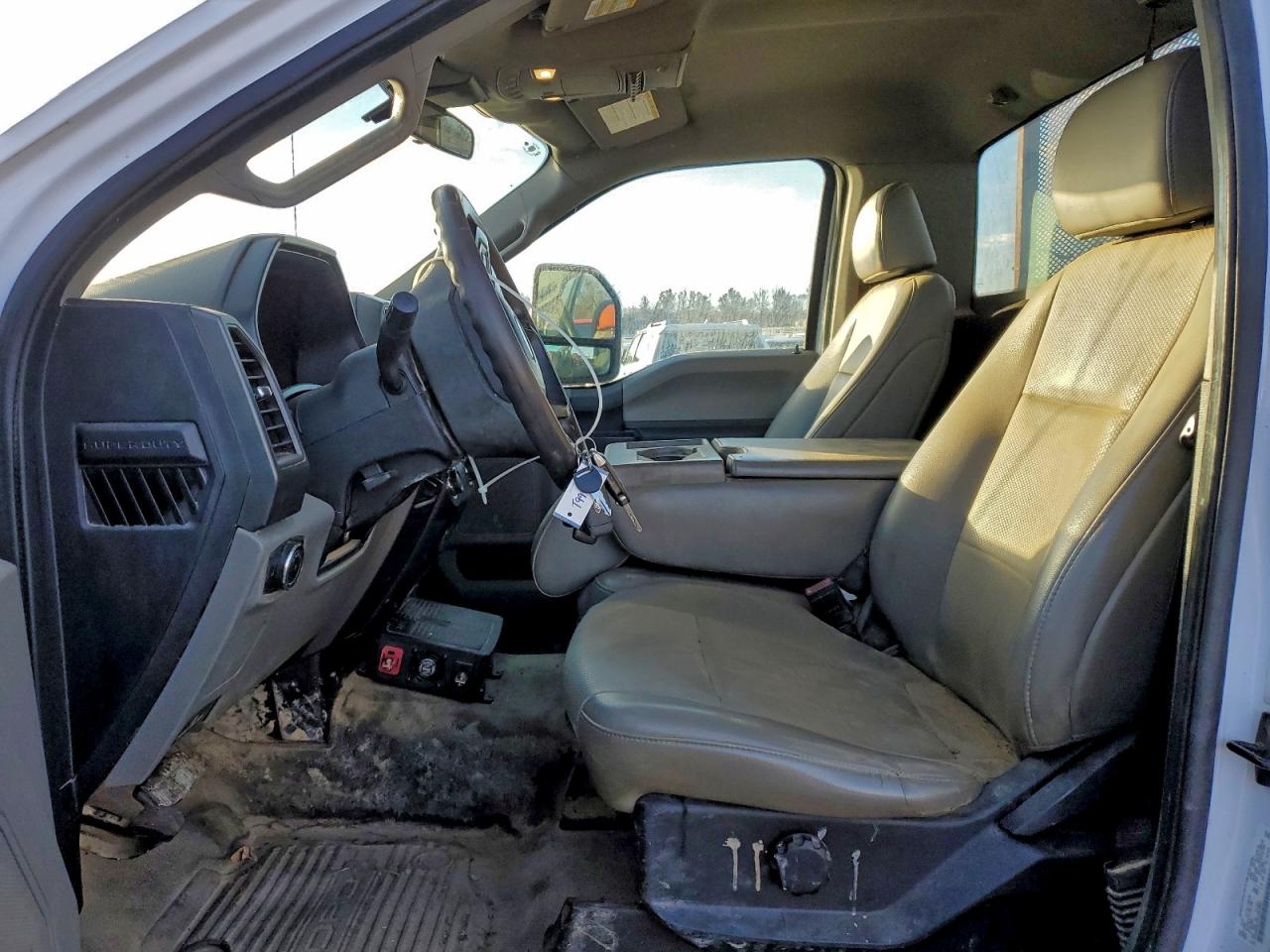 2020 Ford F450 Super Duty Utility / Service Truck VIN: 1FDUF4GT3LDA12921 Lot: 93316495