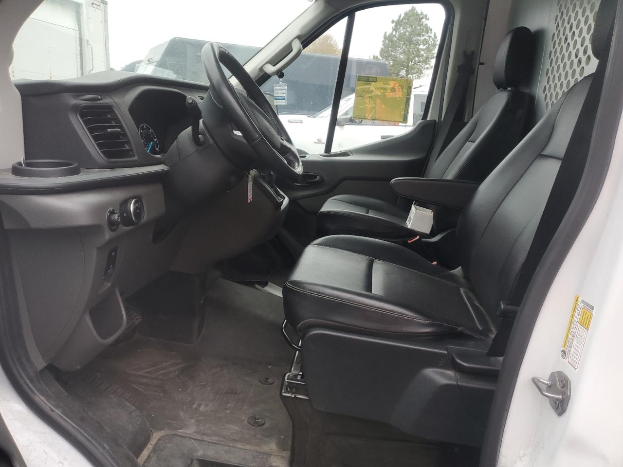 2023 Ford Transit Delivery Van VIN: 1FTBR2C84PKB54253 Lot: 92932655