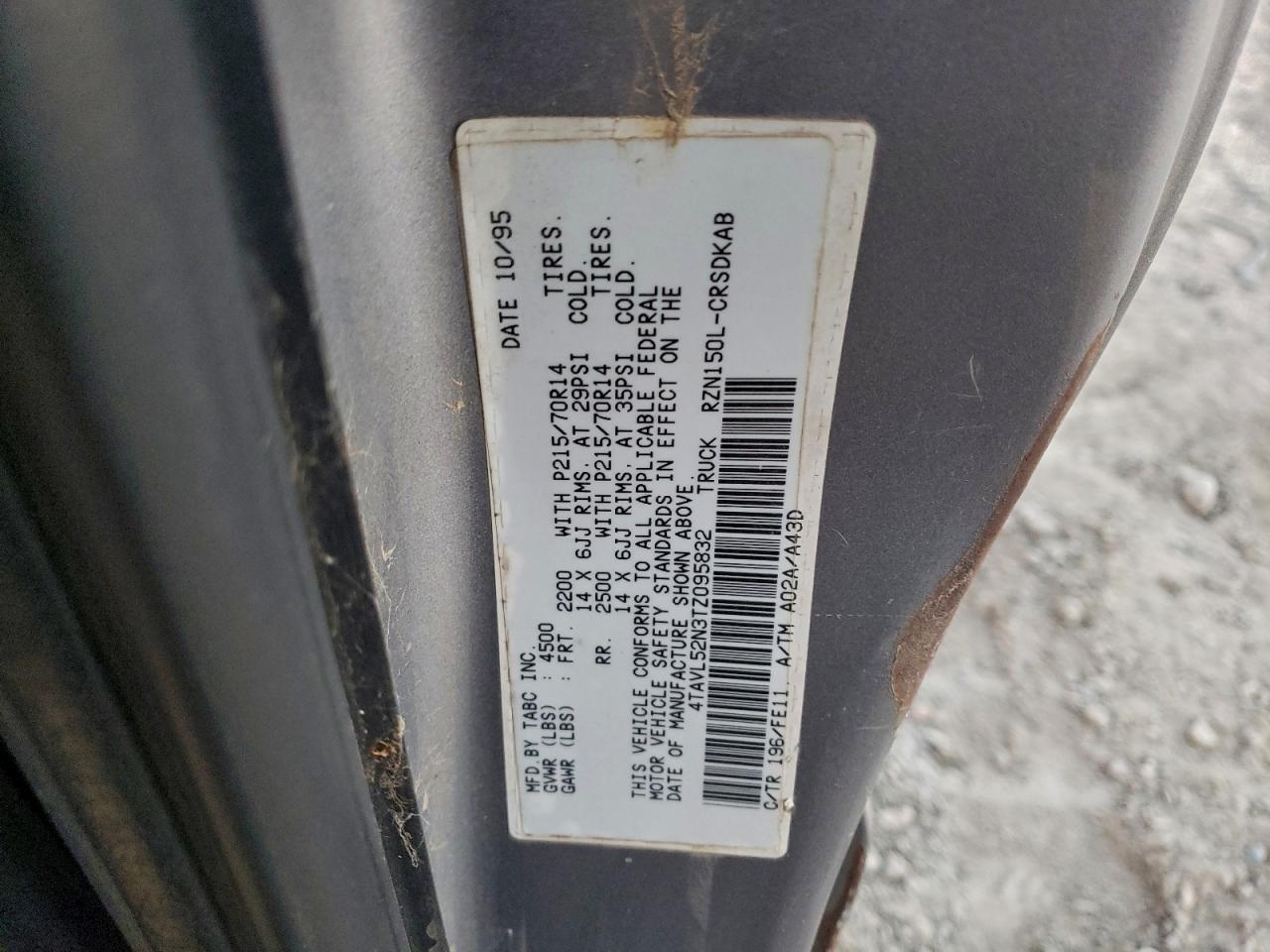 1996 Toyota Tacoma Xtracab VIN: 4TAVL52N3TZ095832 Lot: 94709555