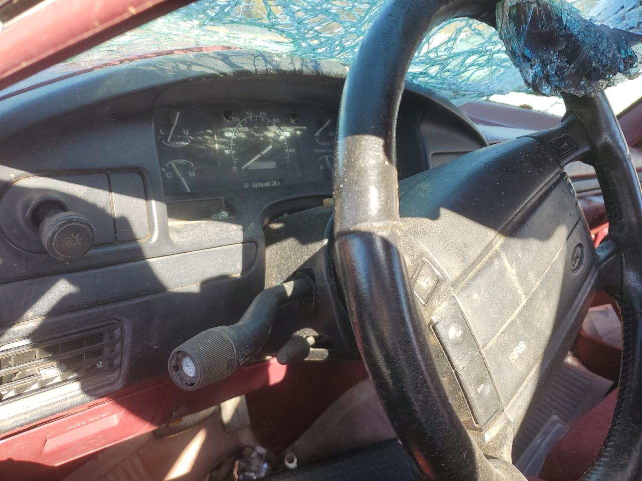 1996 Ford F150 VIN: 1FTEF14N2TLA61062 Lot: 92090645