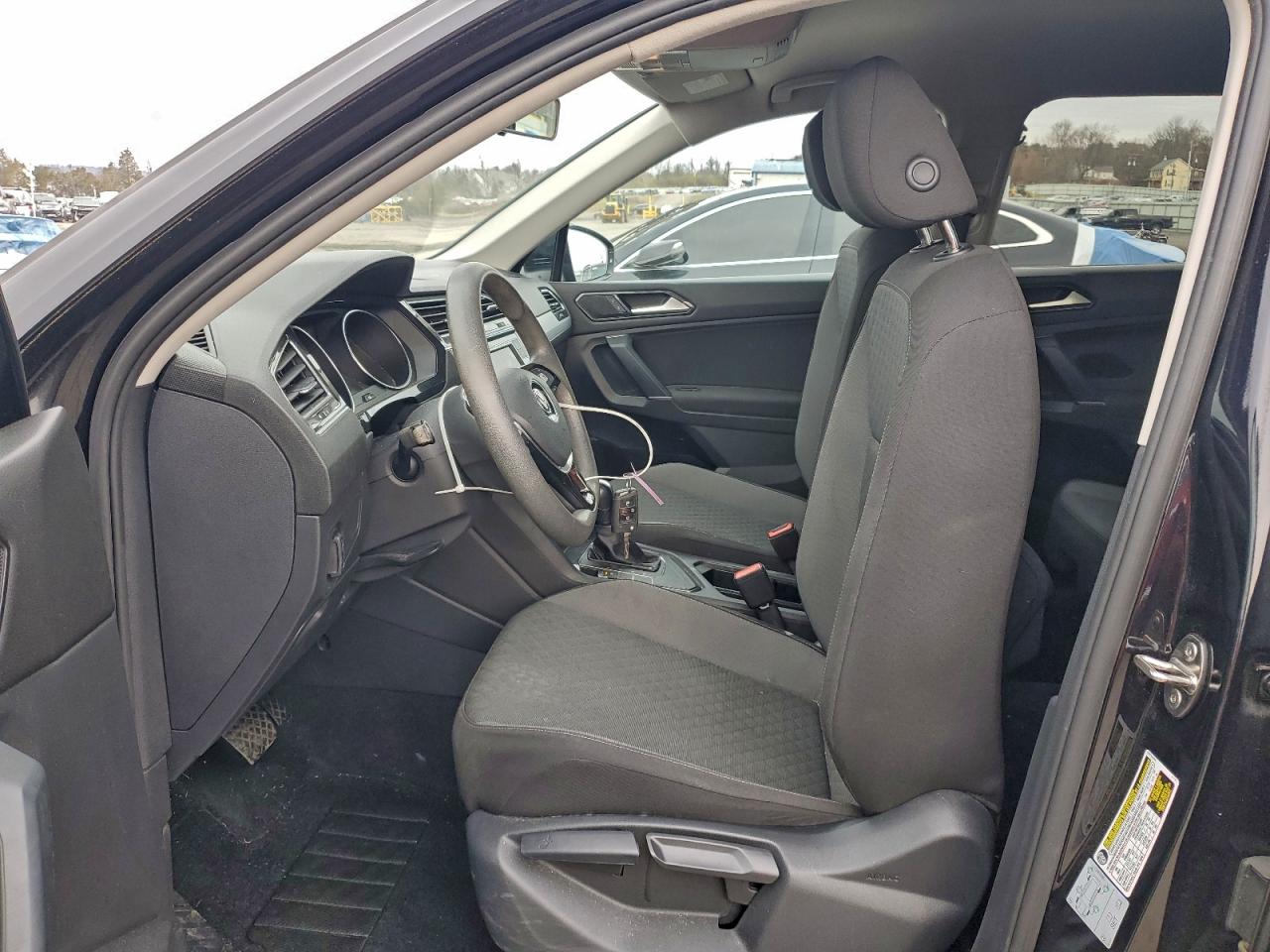 2018 Volkswagen Tiguan S VIN: 3VV1B7AX4JM078137 Lot: 94279365