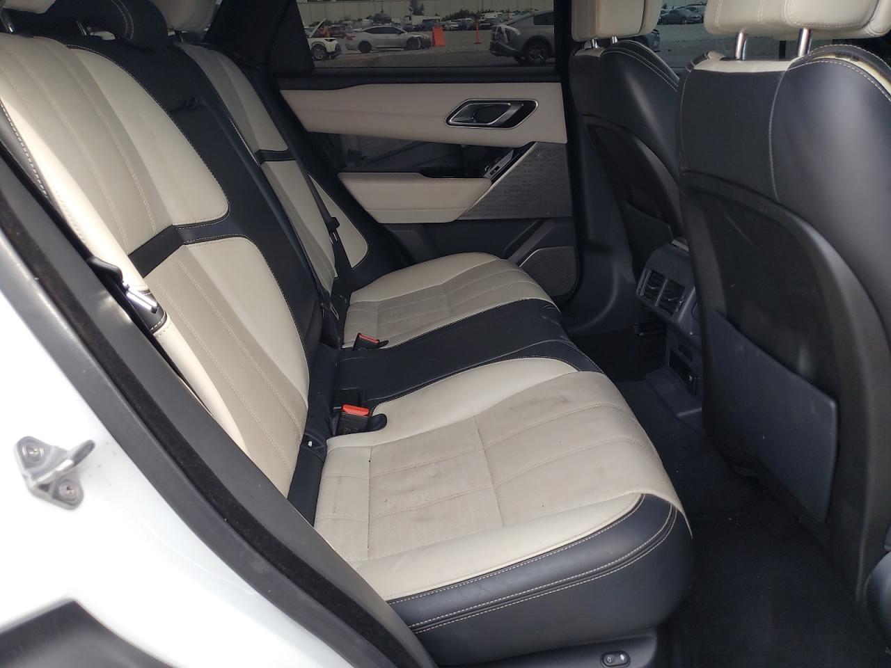 2018 Land Rover Range Rover Velar R-Dynamic Se VIN: SALYL2RXXJA738284 Lot: 91695025