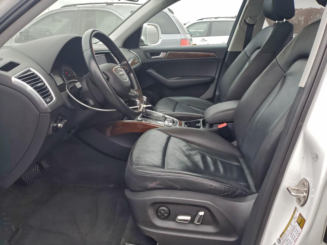 2017 Audi Q5 Premium VIN: WA1C2AFP1HA053758 Lot: 93582315