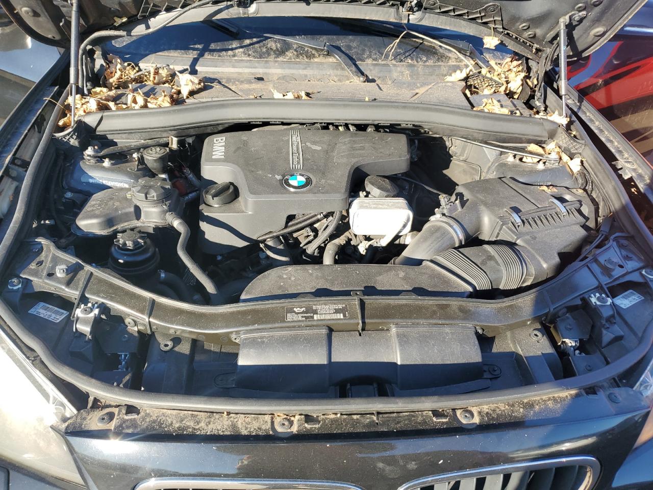 Фото: WBAVL1C51DVR82993