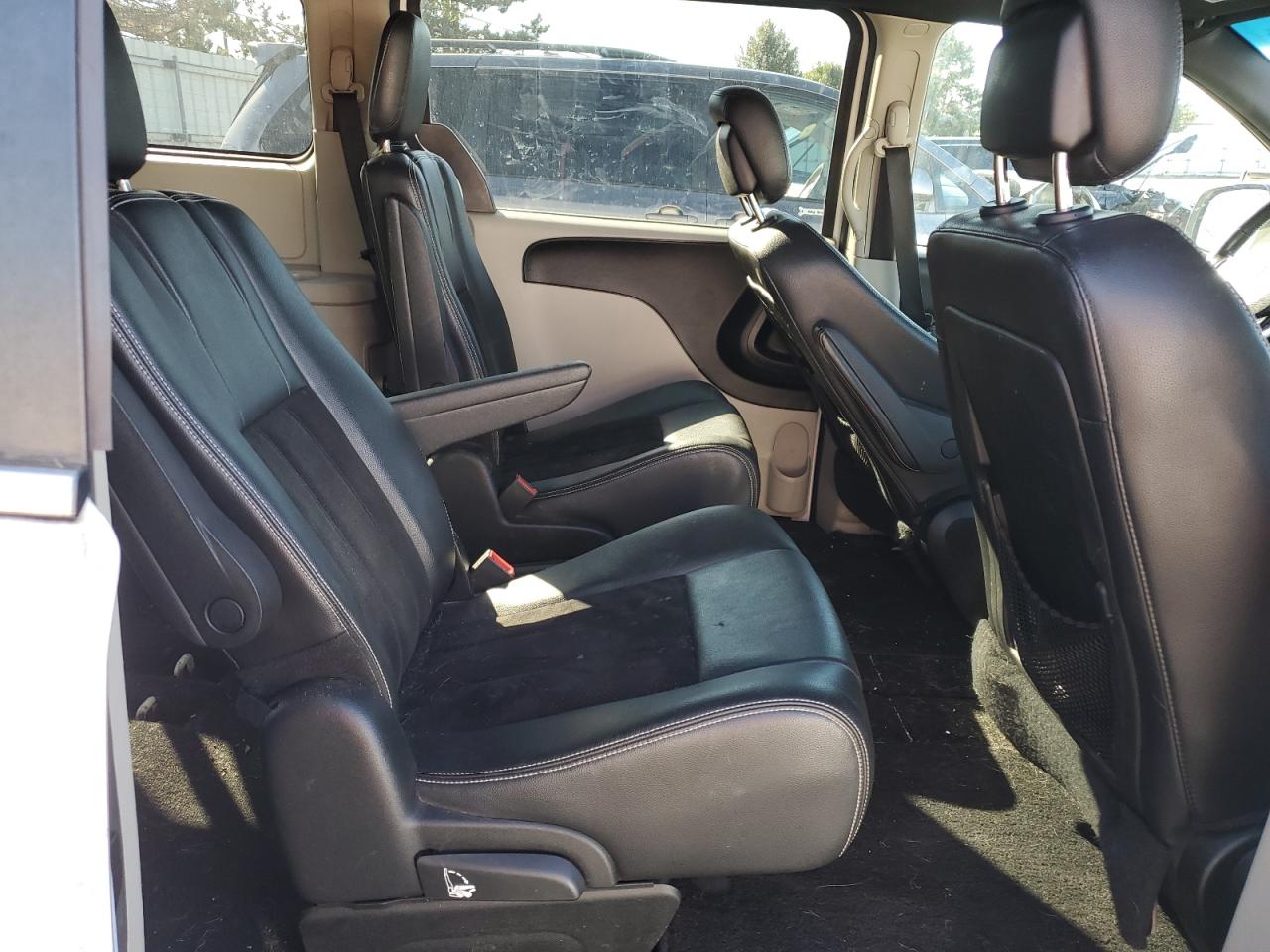 2017 Dodge Grand Caravan Sxt VIN: 2C4RDGCG9HR824724 Lot: 82772645