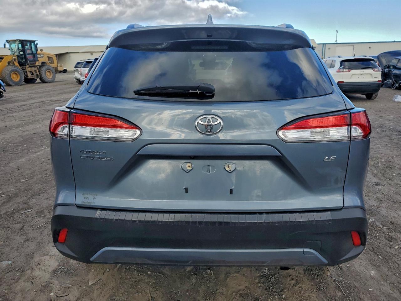 2022 Toyota Corolla Cross Le VIN: 7MUCAAAG5NV006804 Lot: 94550335