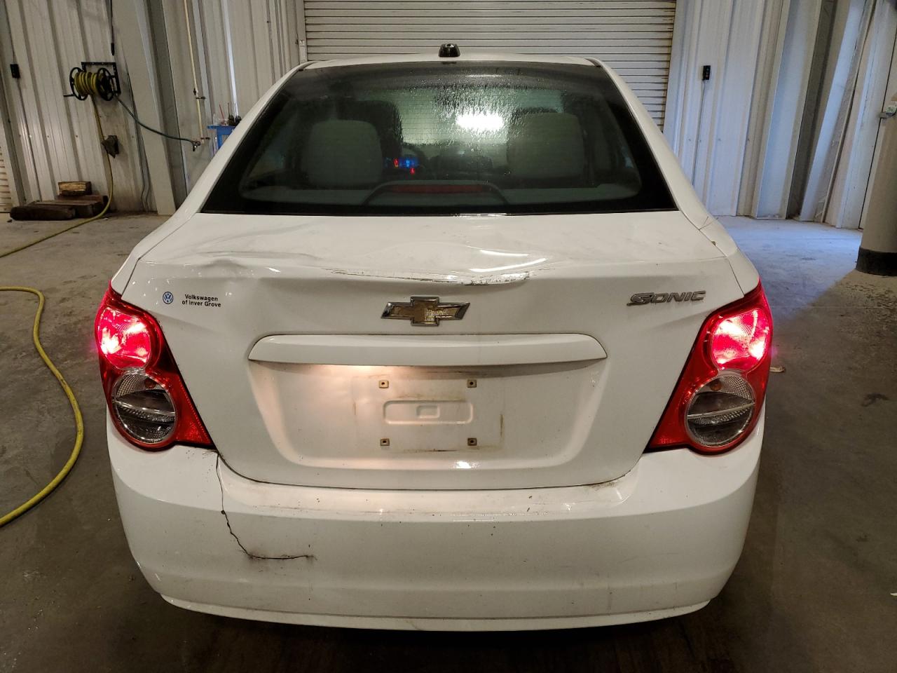 2015 Chevrolet Sonic Ls VIN: 1G1JA5SH8F4210051 Lot: 91729425