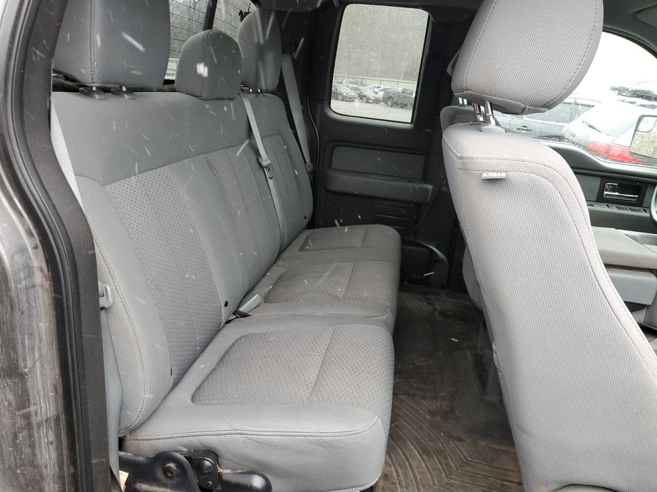 2012 Ford F150 Super Cab VIN: 1FTFX1EF2CFC52116 Lot: 92193645