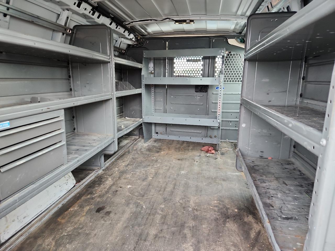 2018 Chevrolet Express G2500 VIN: 1GCWGAFP7J1335915 Lot: 91799645