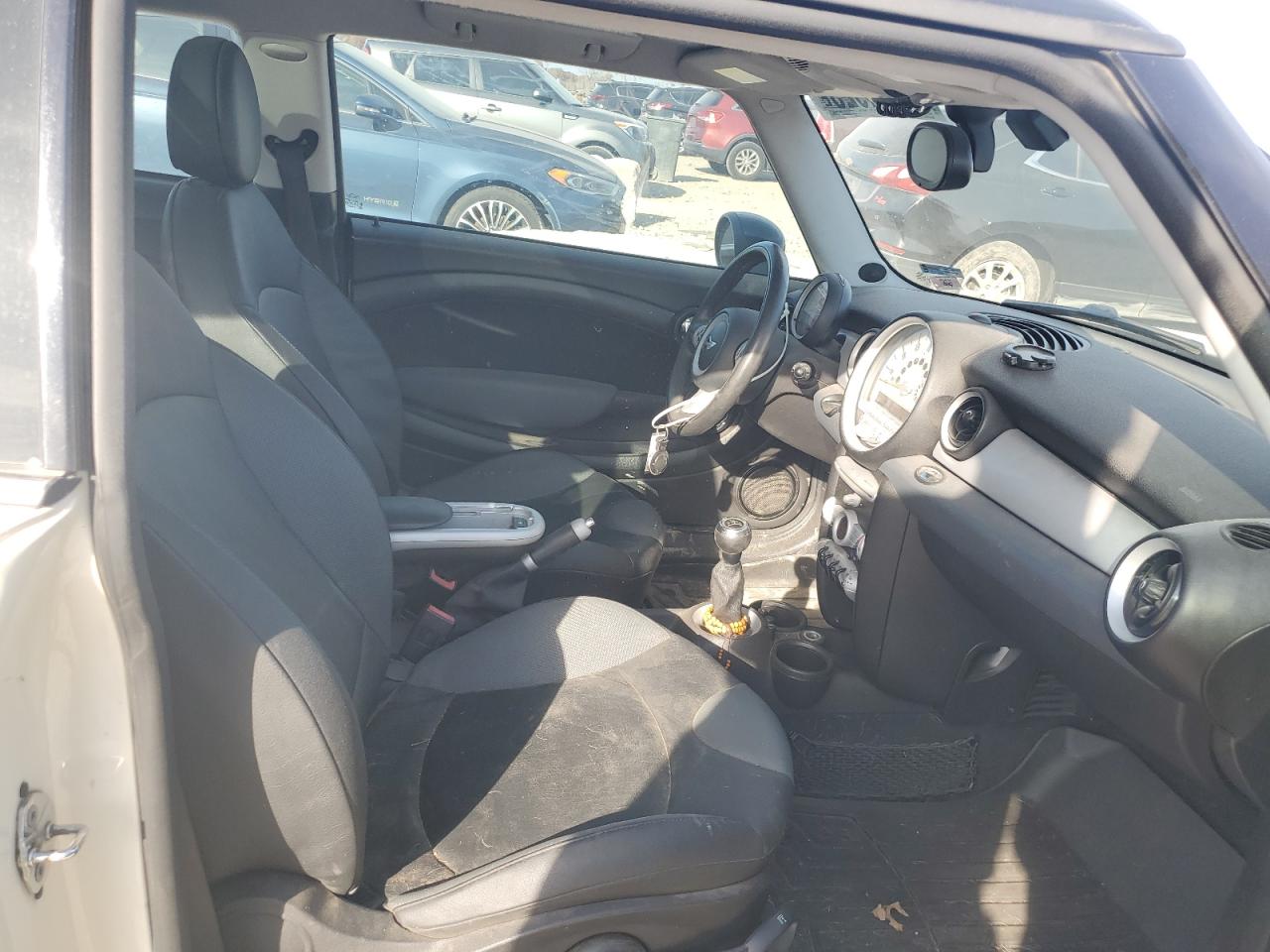 2012 Mini Cooper VIN: WMWSU3C56CT262093 Lot: 92864925