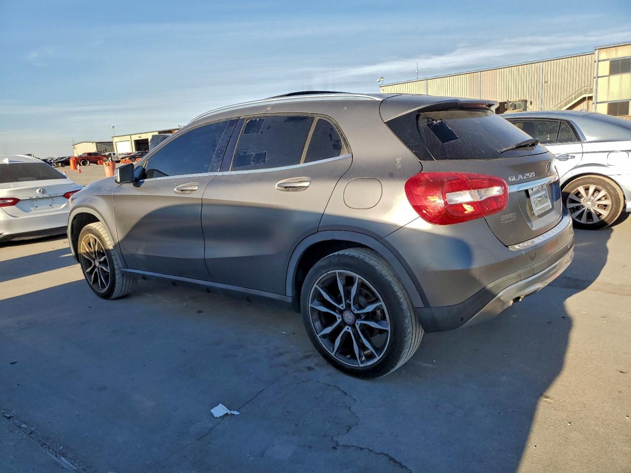 Фото: WDCTG4GB3FJ135073