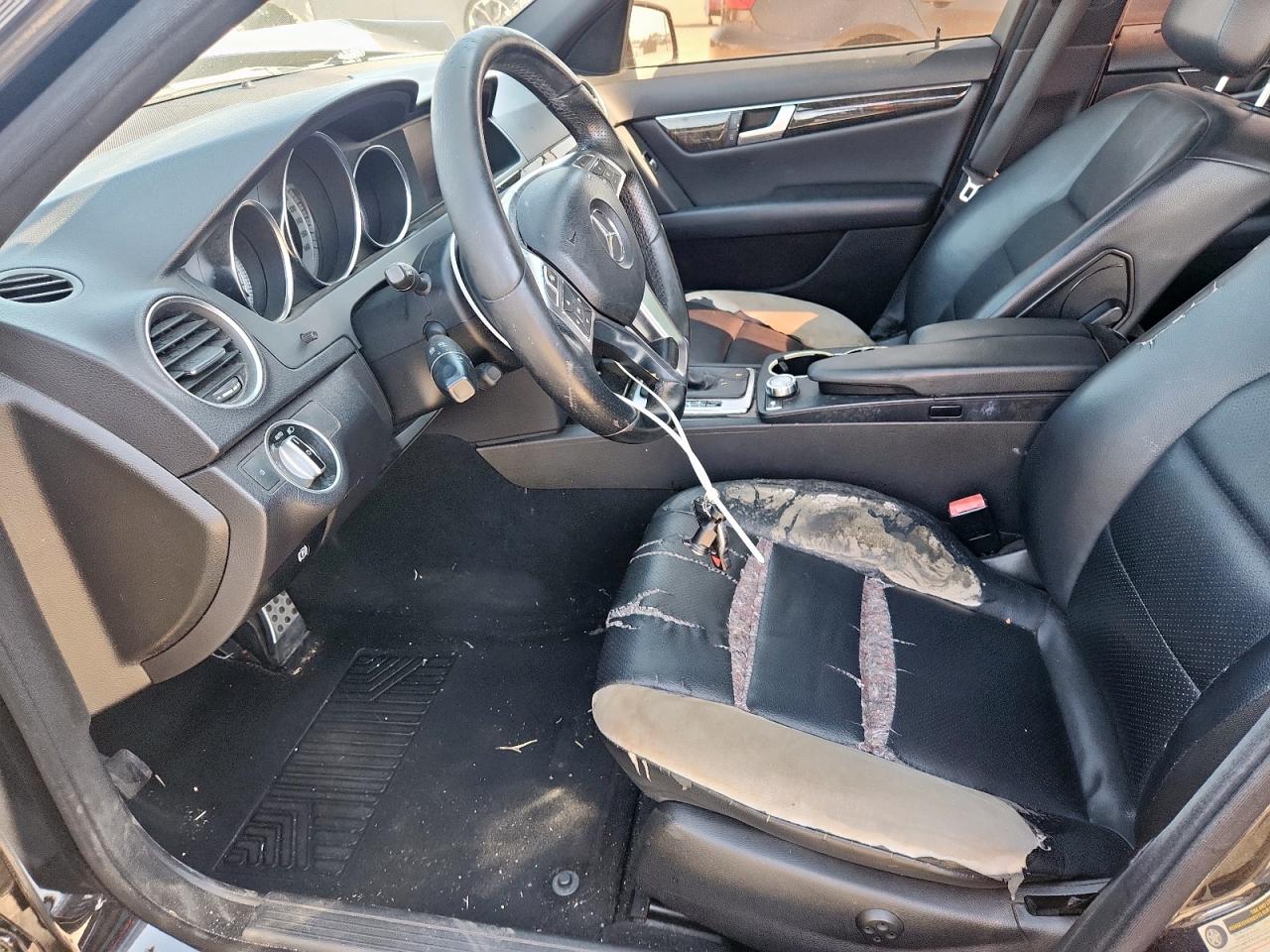 2012 Mercedes-Benz C 350 VIN: WDDGF5HB2CR203560 Lot: 91826865