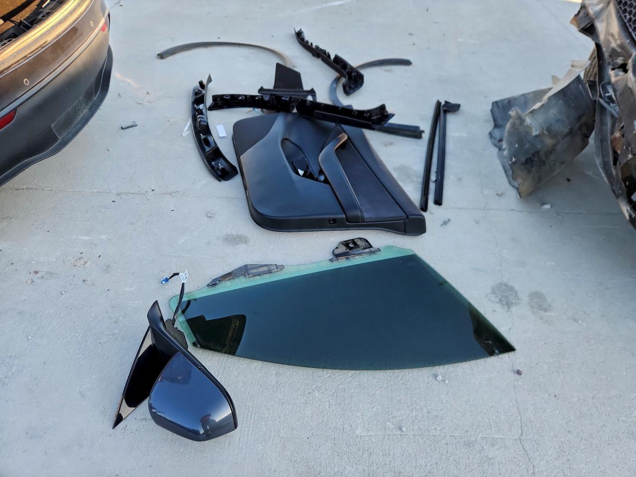 2022 Tesla Model Y VIN: 7SAYGDEF0NF336746 Lot: 93502025